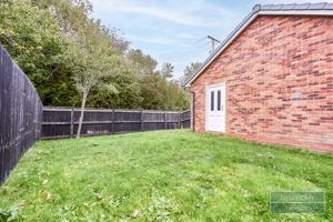 Photo 23- click for photo gallery